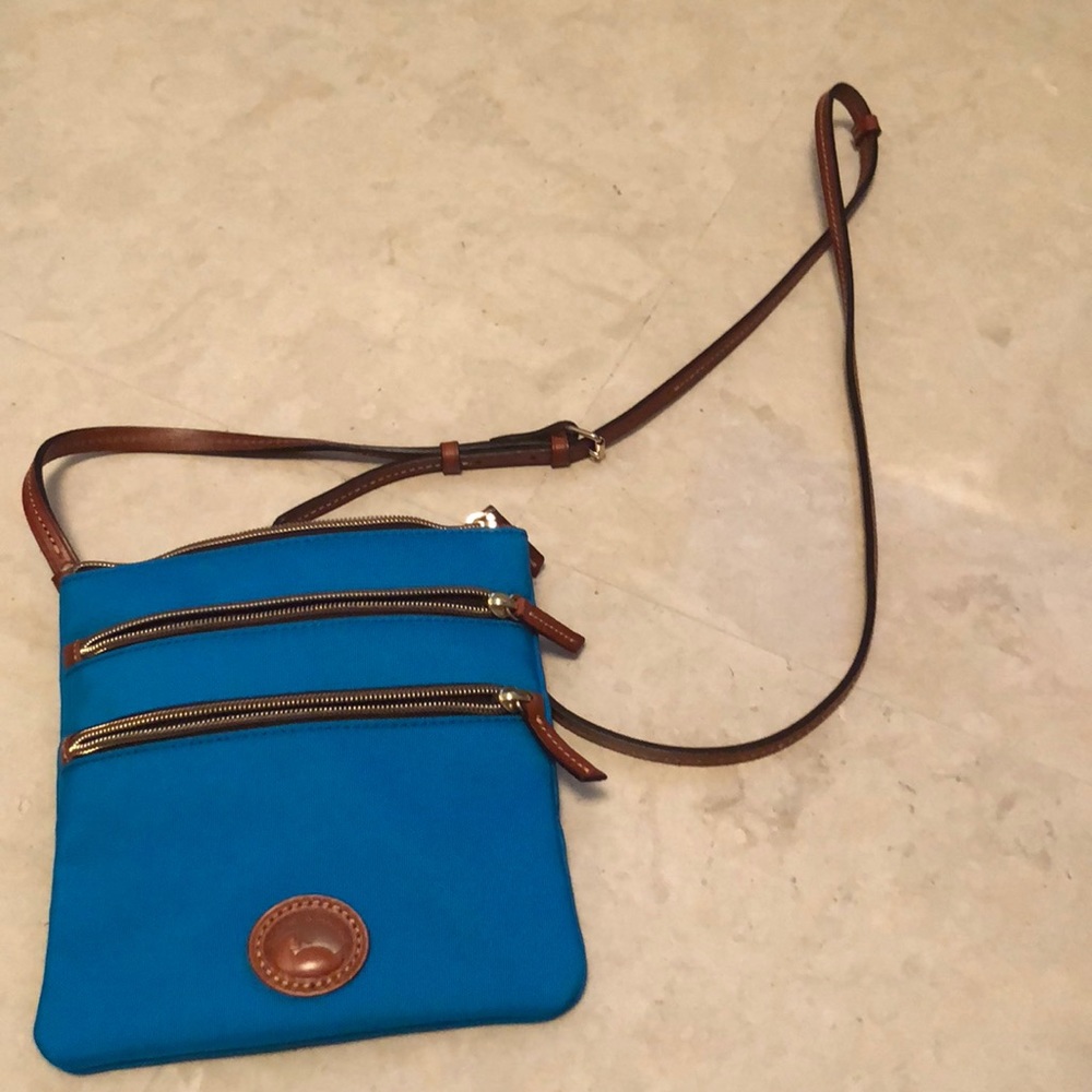 Dooney and Bourke brand new purse